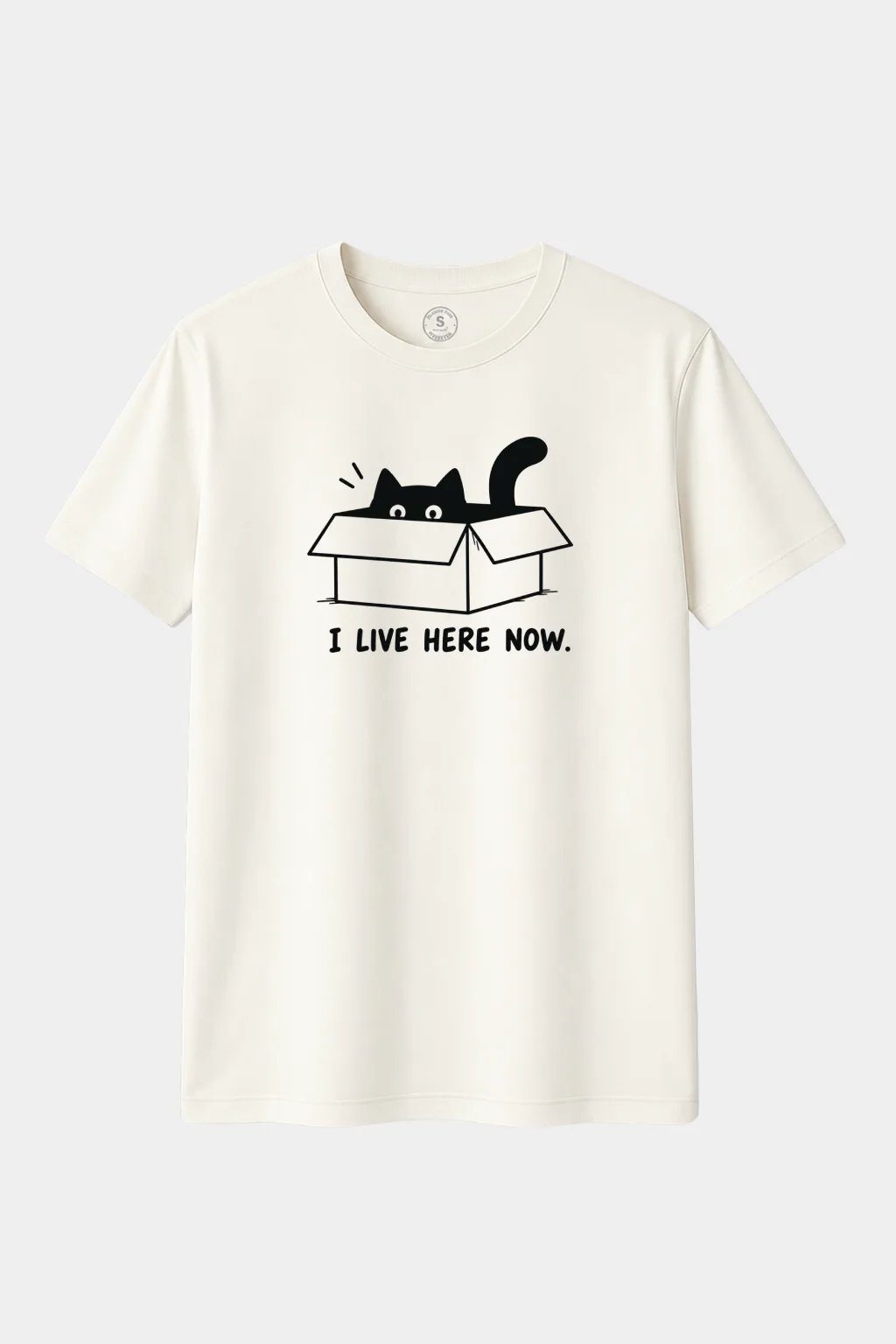 Camiseta I Live Here Now – Gato en Caja - imagen 1